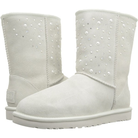 UGG Shoes - 🎉Host Pick🎉Authentic Everlasting Swarovski Uggs